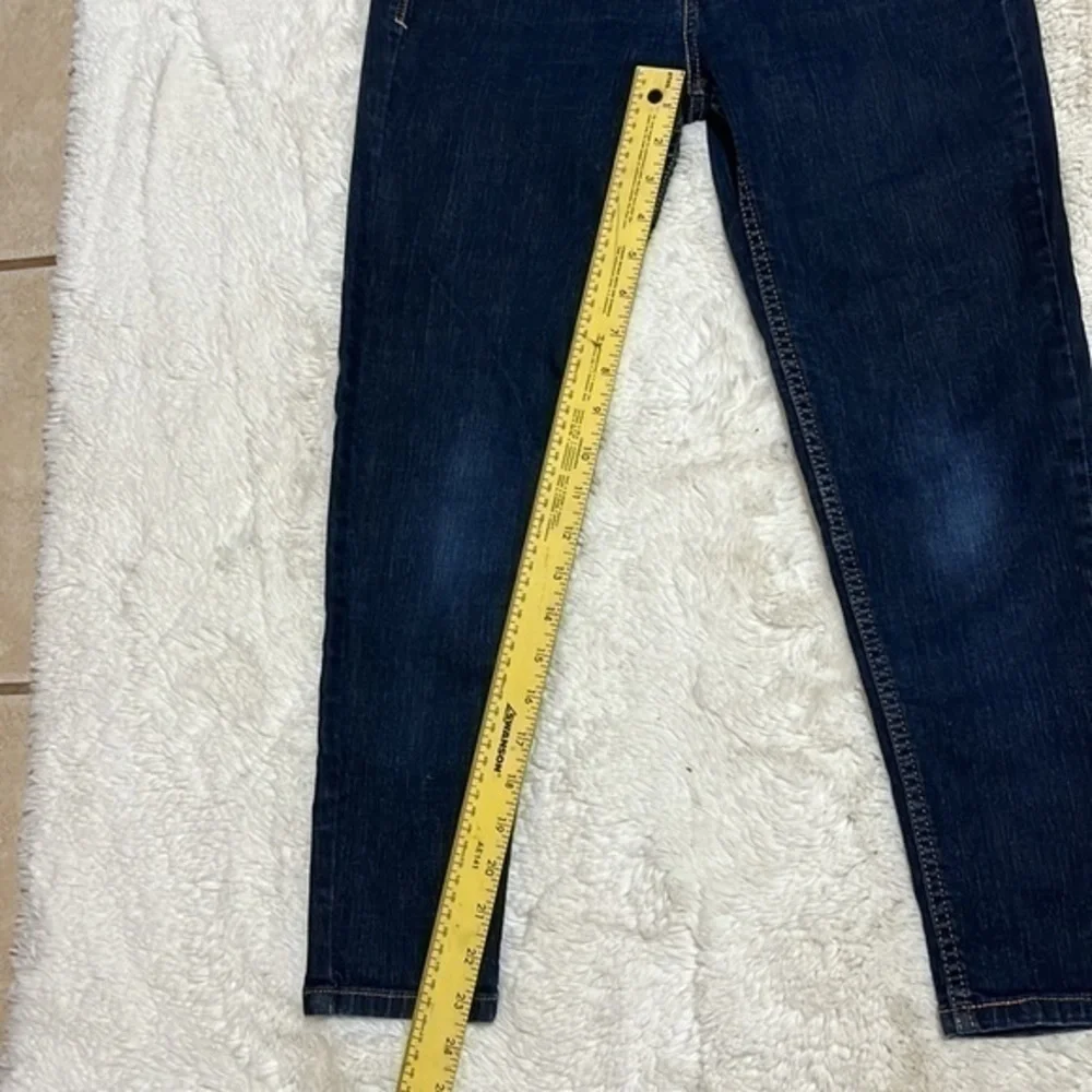 Levi’s Womens size 27 cropped legging stretch jeans - Picture 11 of 11